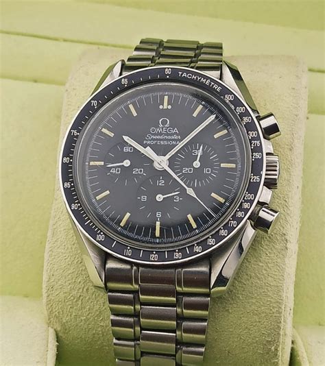 omega speedmaster 861 movement.